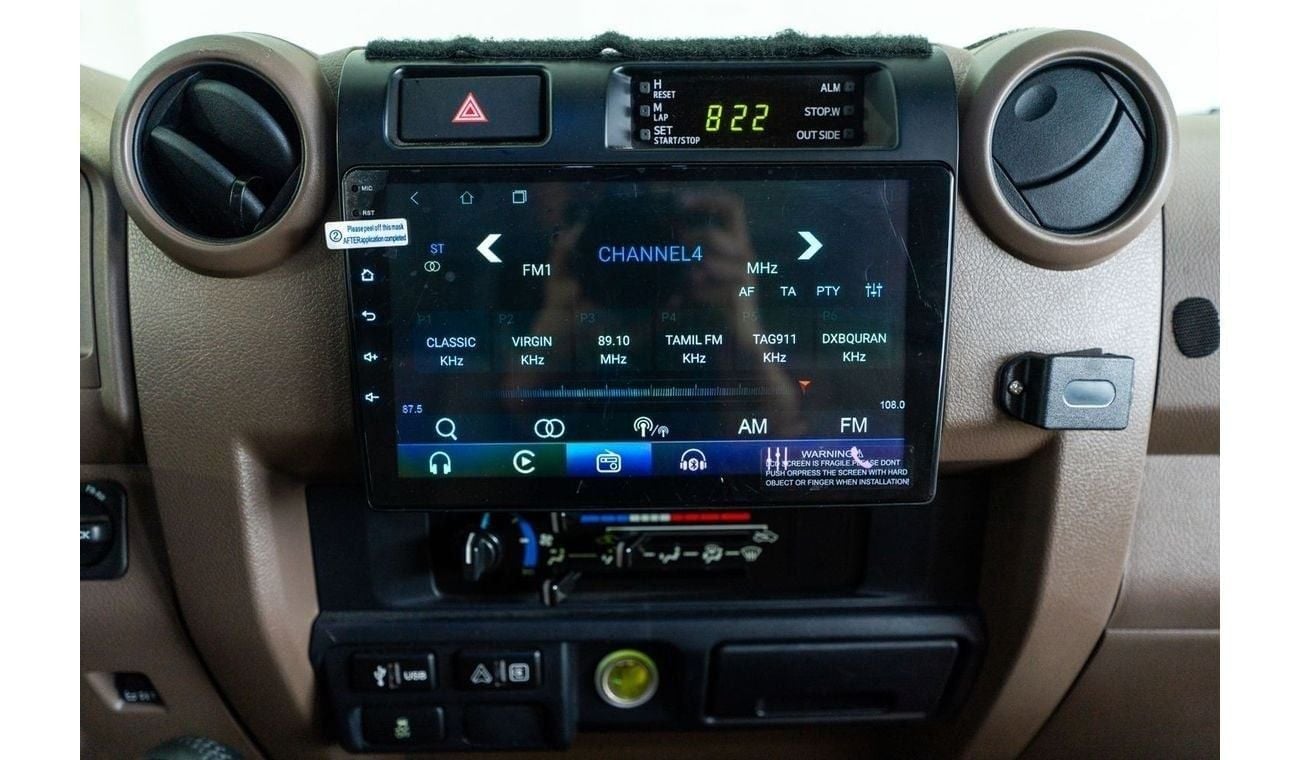 تويوتا لاند كروزر بيك آب Overland / Arctic Trucks Kit