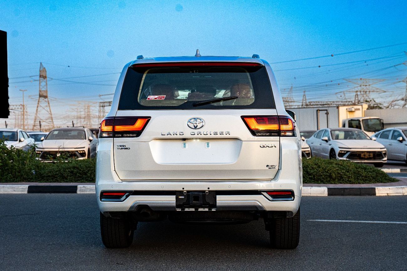 Toyota Land Cruiser GXR Toyota land cruiser  GXR 2026  hybrid and Radar  3.5 L V6