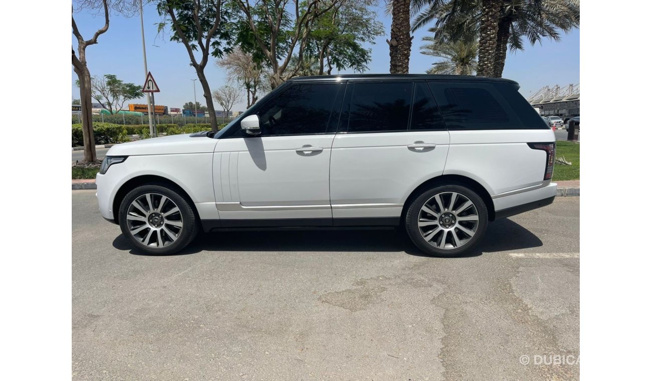 Land Rover Range Rover SE RAMADAN OFFER RANGE ROVER SE 2015 WITH 2 YEARS WARRANTY AND FREE REGISTRATION AND INSURANCE