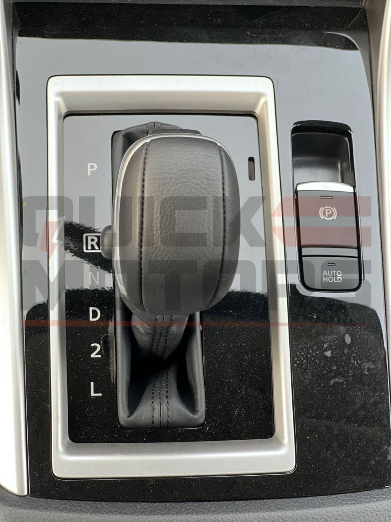 Mitsubishi Xpander Cross PREMIUM Mitsubishi xpander cross model 2027 GCC specific