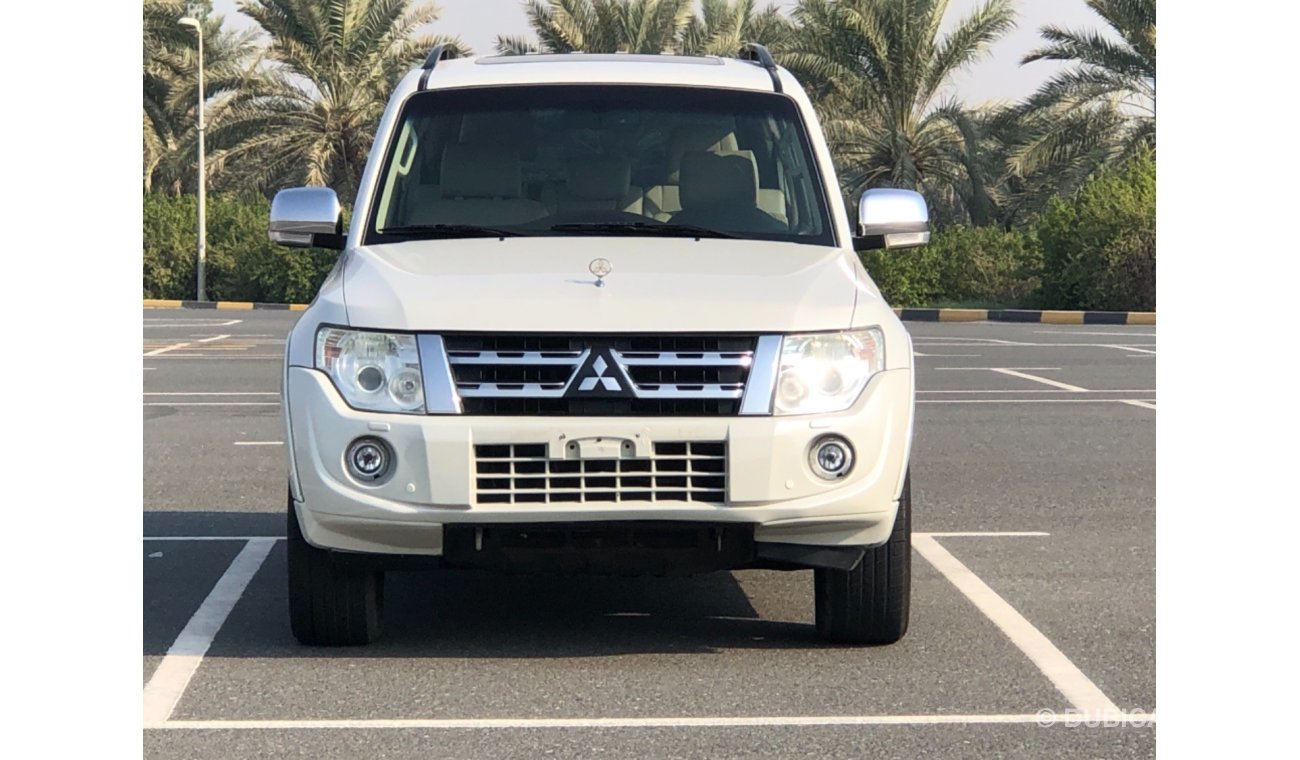 Mitsubishi Pajero GLS MITSUBISHI PAJERO MODEL 2014 GCC CAR PERFECT CONDITION INSIDE AND OUTSIDE