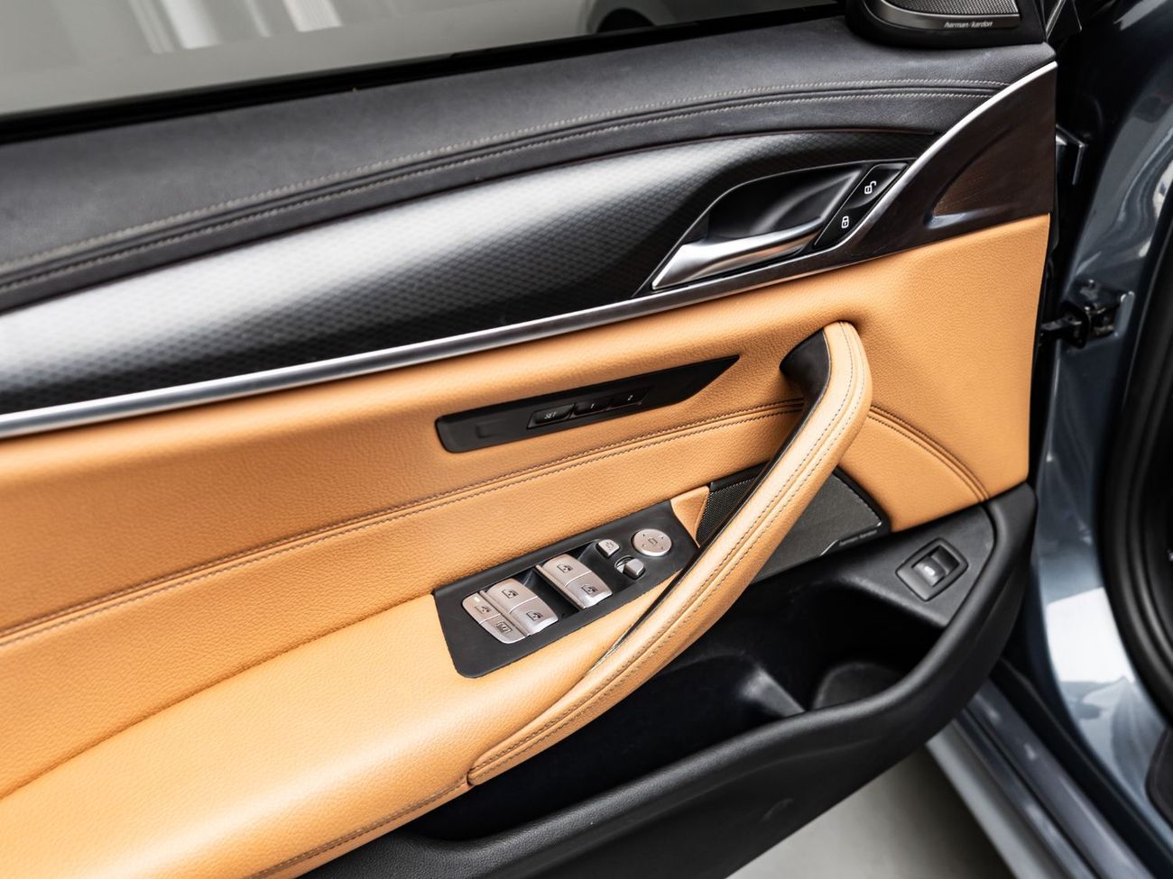 بي أم دبليو 540i 2023 BMW 540i, 2028 BMW Warranty + Service Contract, Low KMs, GCC