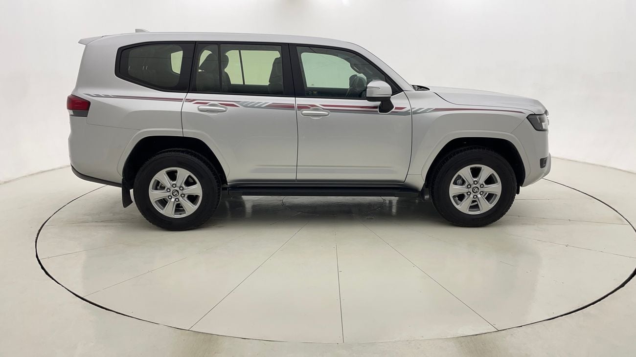 تويوتا لاند كروزر GXR 4 | بدون دفعة مقدمة | اختبار القيادة في المنزل