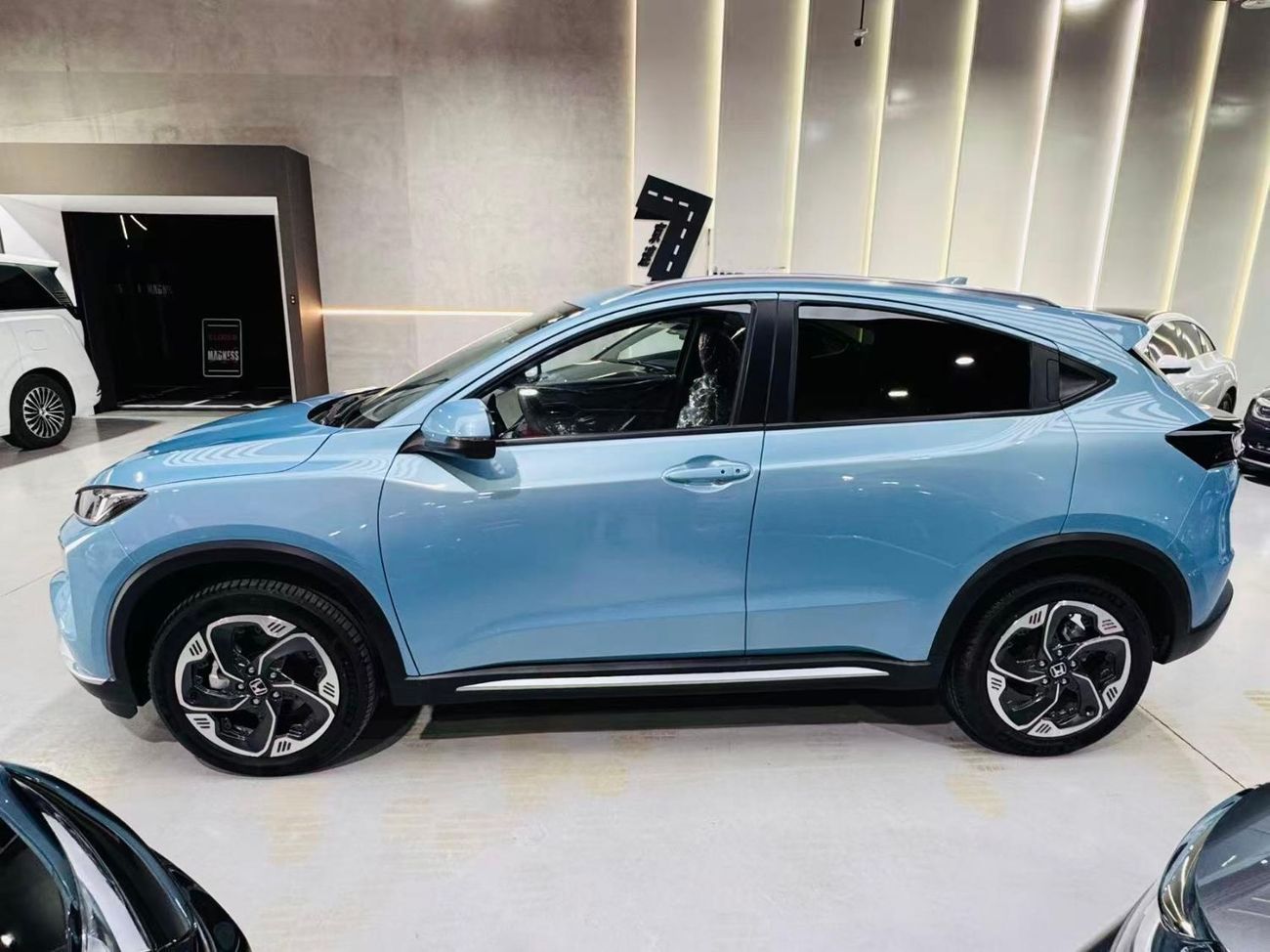 هوندا MNV 2023 model Shangyi Edition