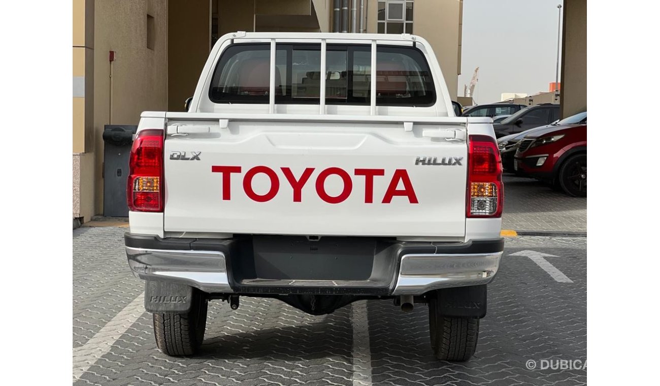 Toyota Hilux GL 2.4 MANUAL POWER WINDOWS MODEL 2022