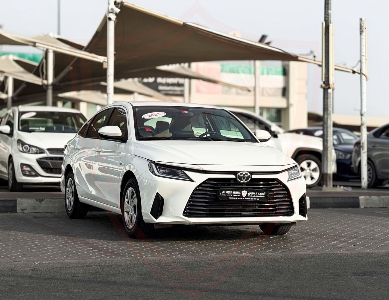 Toyota Yaris E — фото 1