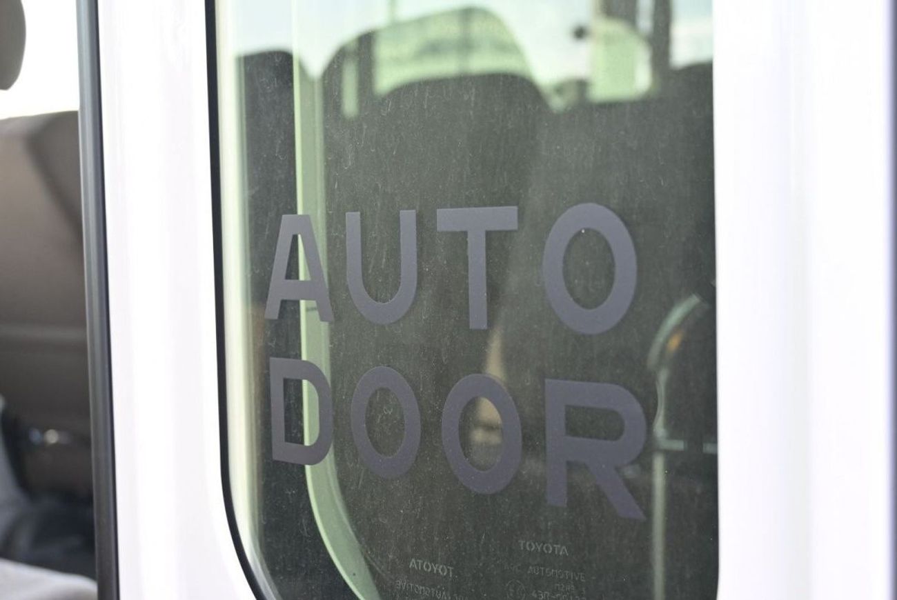 Toyota Coaster Toyota Coaster 4.2L Diesel, BUS, RWD, 2Doors Features: 23Seats, Manual Transmission, Auto Door Color