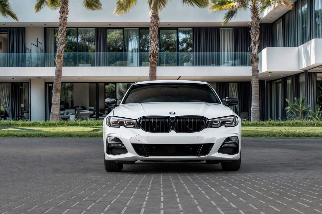 BMW 330i 2,252 P.M  | 0% Downpayment | M-Kit | Under Warranty!