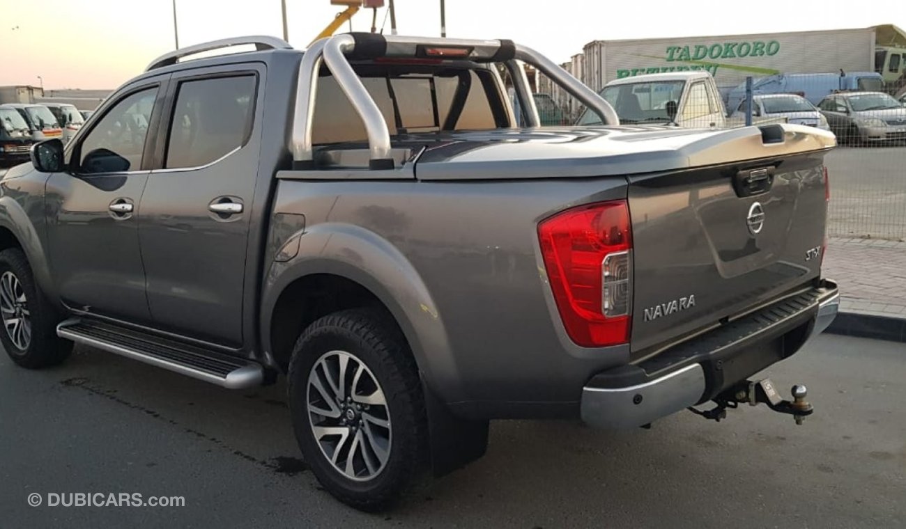 Nissan Navara DIESEL 2.3L AUTOMATIC RIGHT HAND DRIVE (EXPORT ONLY)