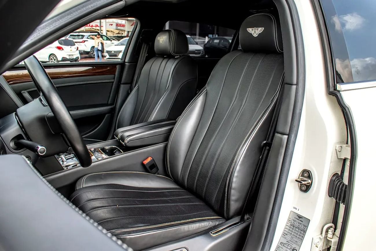 بنتلي فلاينج سبور SUPER CLEAN - ONLY 50,000 KM