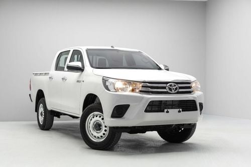Toyota Hilux DLX 2.4L - Super White Inside Maroon | Export Only