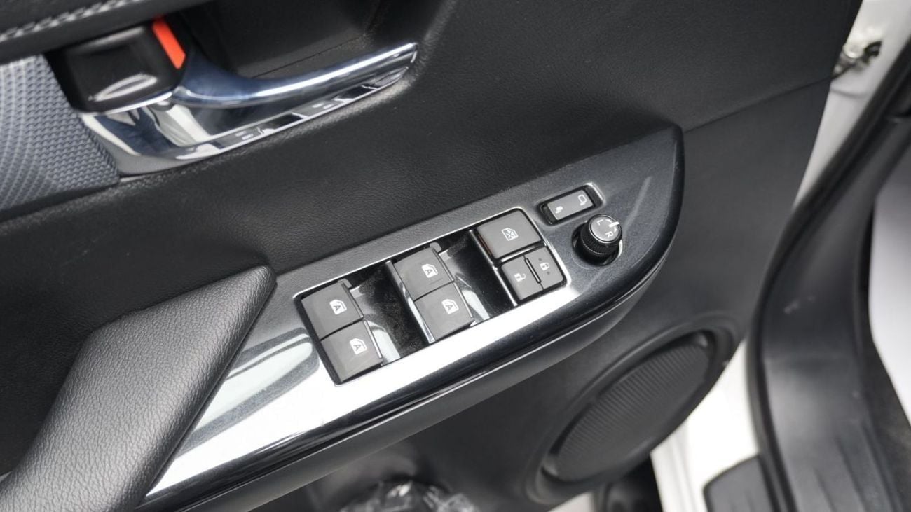 Toyota Hilux GR Sport 4.0L Hilux GR Sport - Saudi Specs 4.0L - 2025