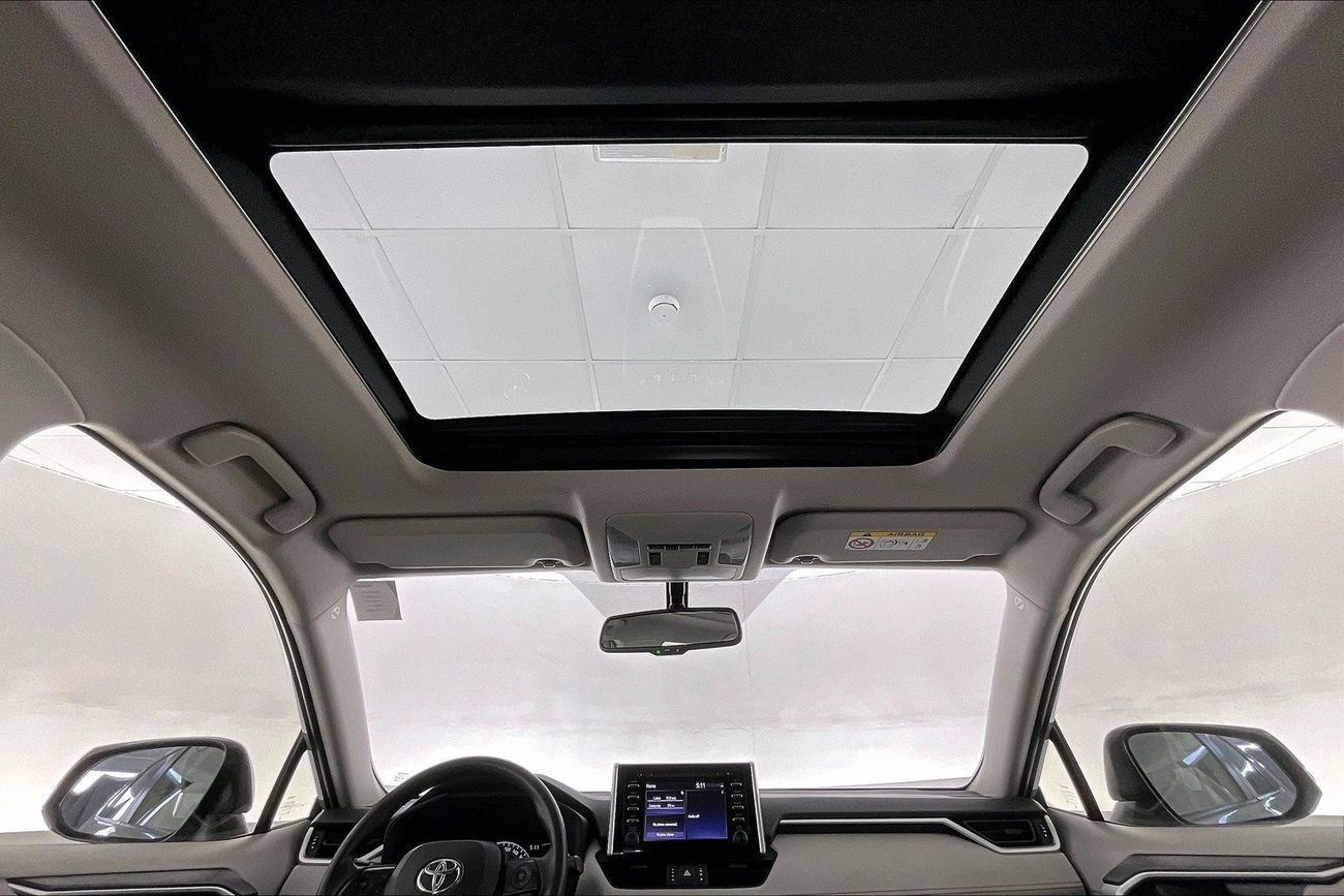 Chevrolet Captiva Premier | 1 year free warranty | 0 Down Payment