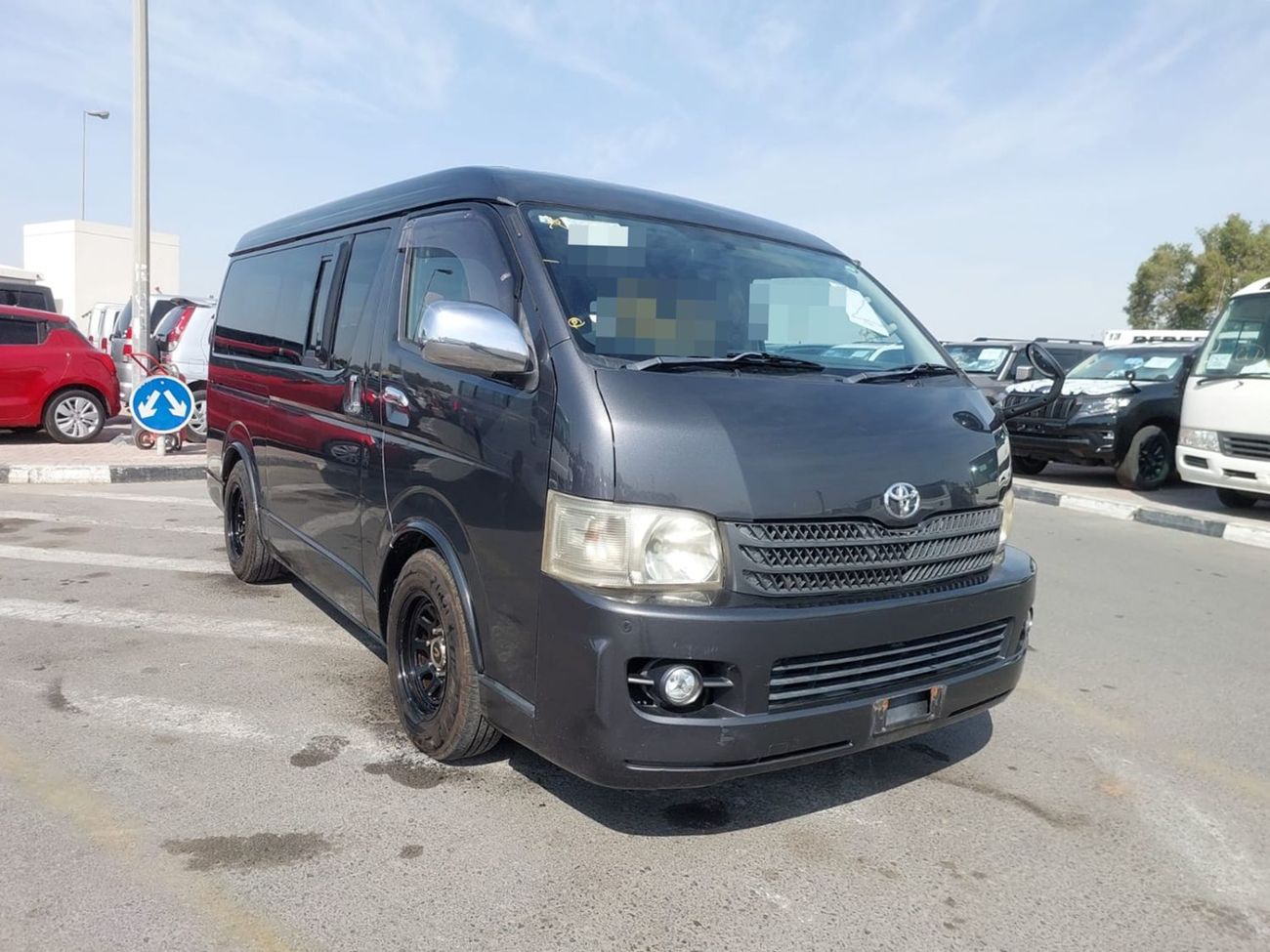 Toyota Hiace TOYOTA HIACE VAN RHD 2008 MODEL 2.7 L PETROL AUTOMATIC(PM00998)