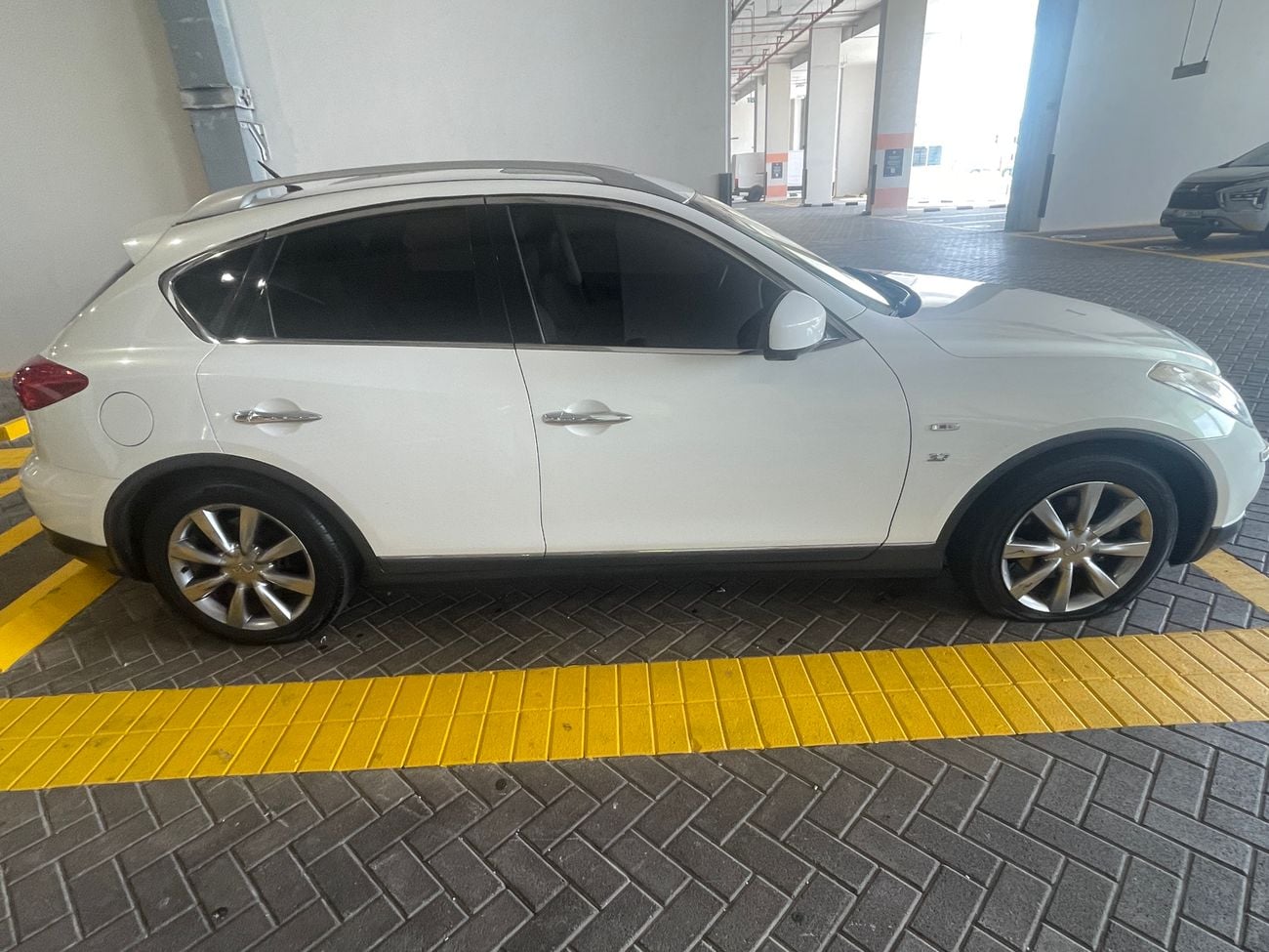 Infiniti QX50
