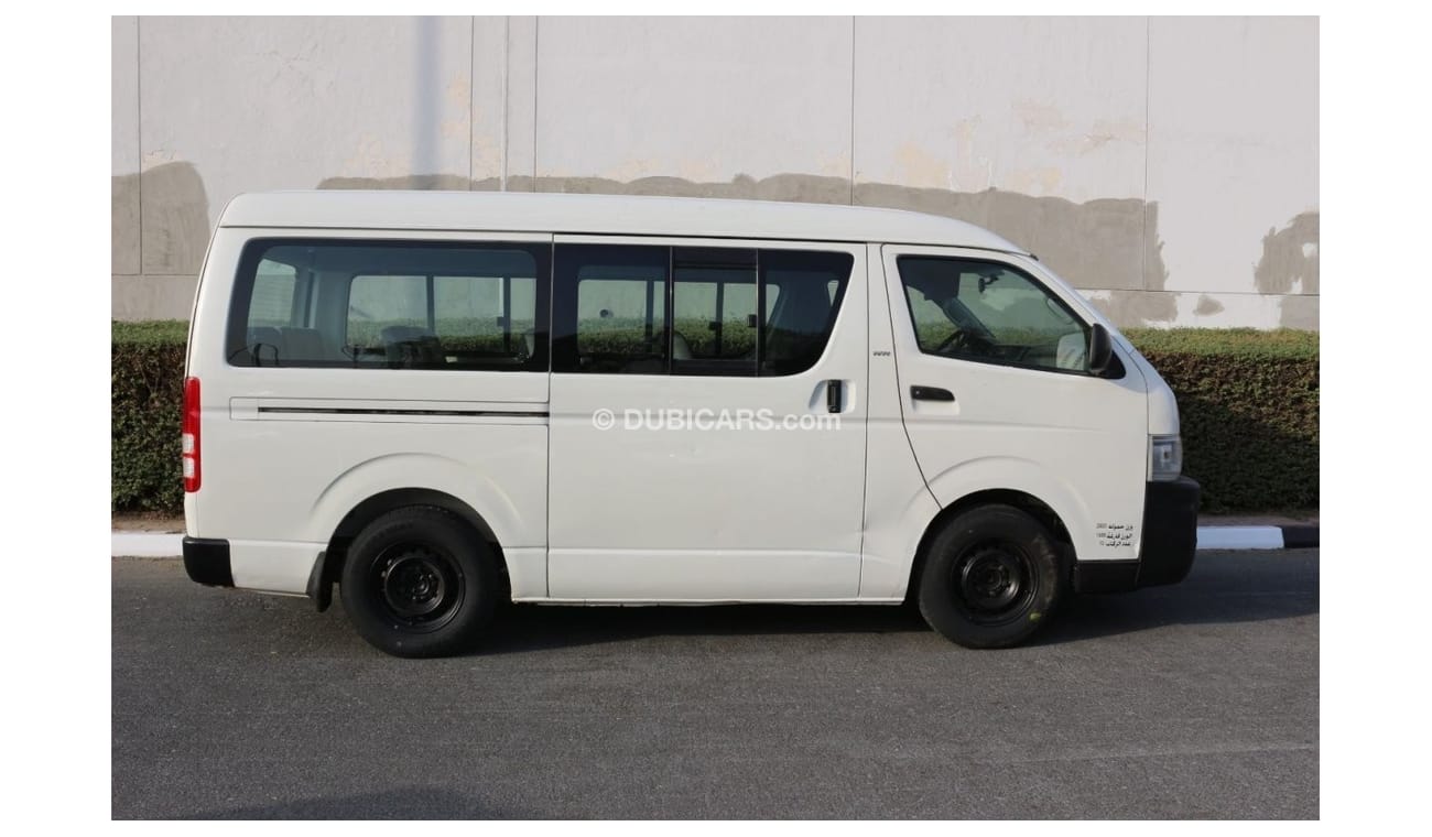 Toyota Hiace TOYOTA HIAC MIDROOF 2010 ( 15 PASSENGER ) PETROL ENGINE