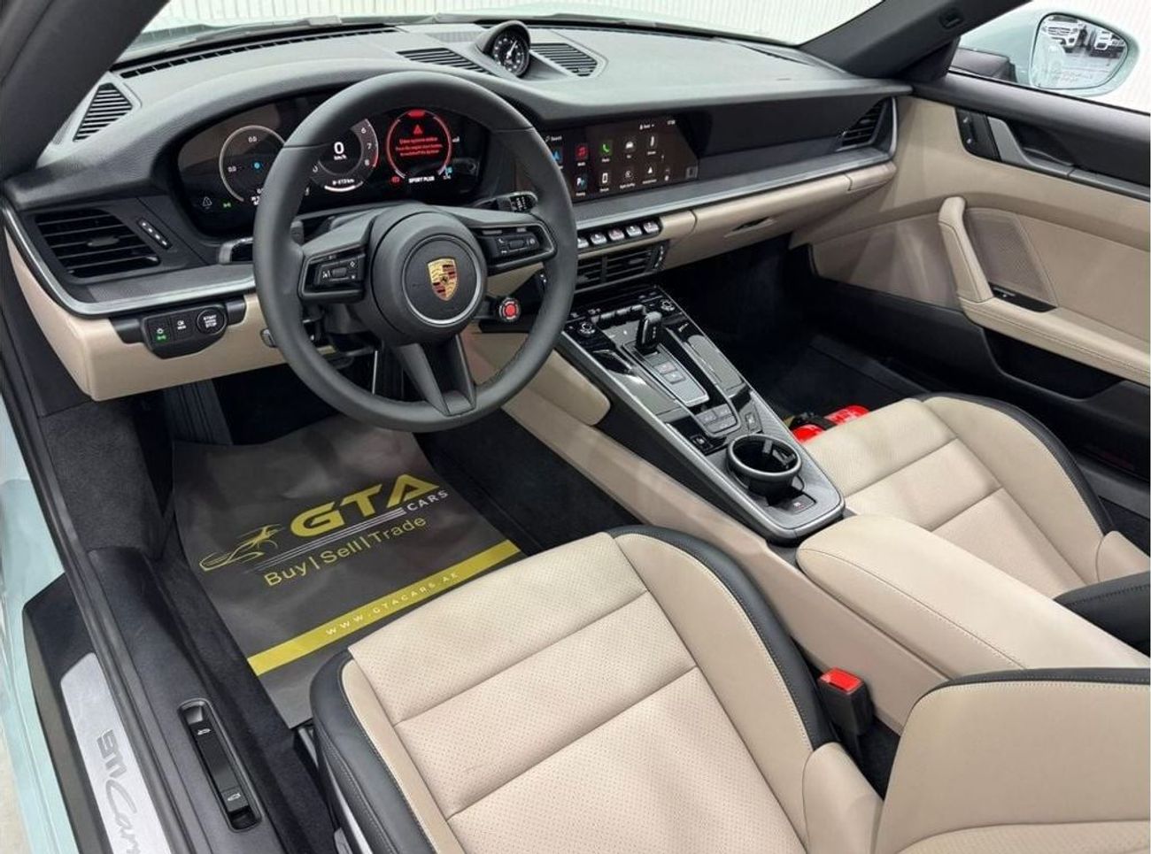 Porsche 911 992.2 2025 Porsche 992.2 Carrera, Dec 2026 Porsche Warranty, Sport Chrono Package, Very Low Kms, GCC