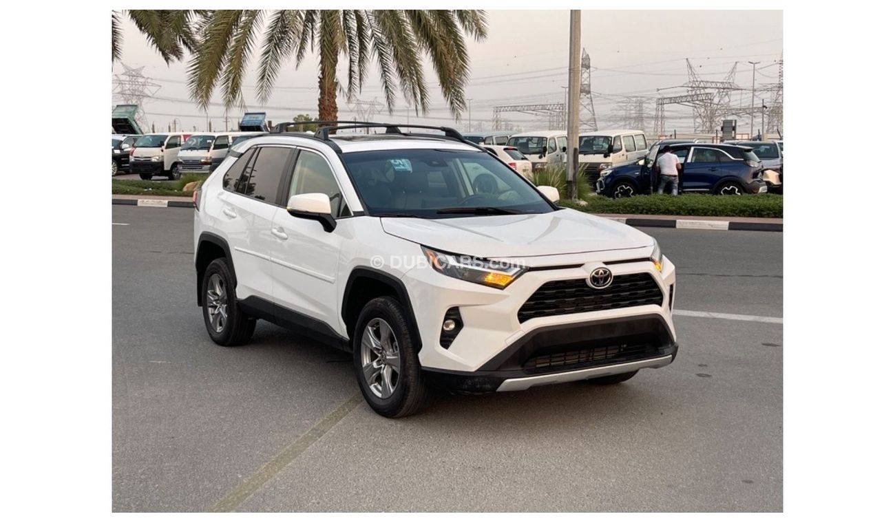 Toyota RAV4 2022 TOYOTA RAV4 XLE FULL OPTIONS IMPORTED FROM USA