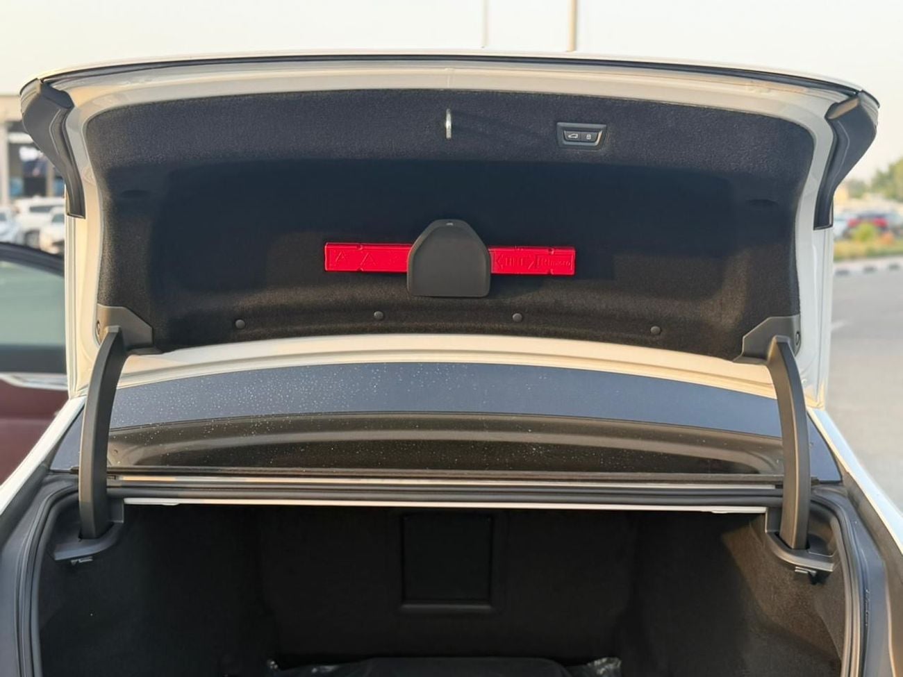 بي أم دبليو 740i MASTERCLASS M SPORT PACKAGE بي إم دبليو 740i بمحرك V6 سعة 3.5 لتر موديل 2025 كاملة المواصفات