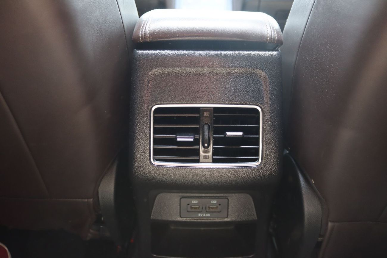 جاك J7 JAC J7 2022 - GCC - FULL OPTION - ACCIDENTS FREE - PERFECT CONDITION INSIDE OUT