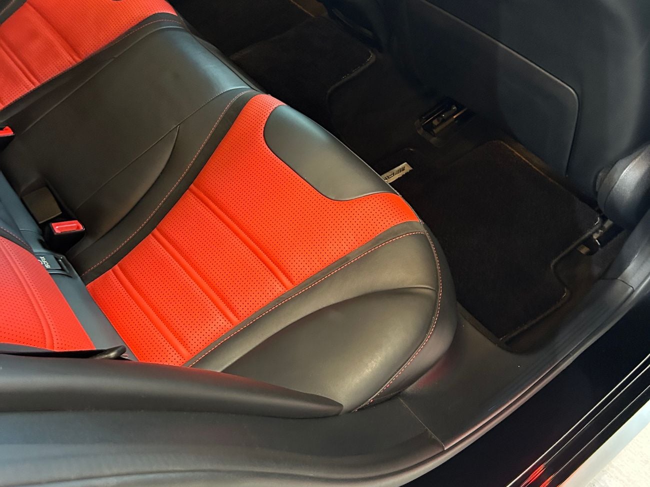 Mercedes-Benz C 63S AMG