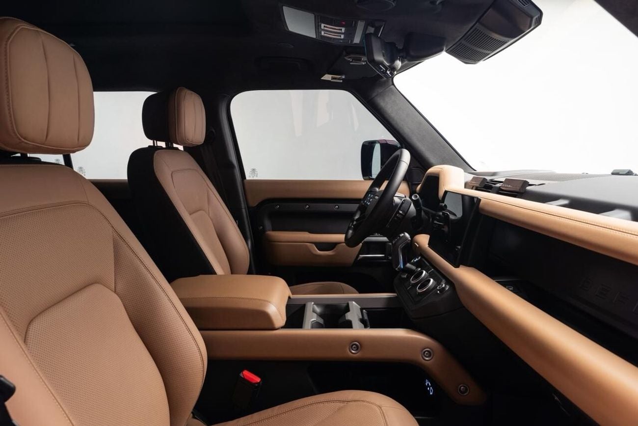 لاند روفر ديفندر 110 X P525 5.0L