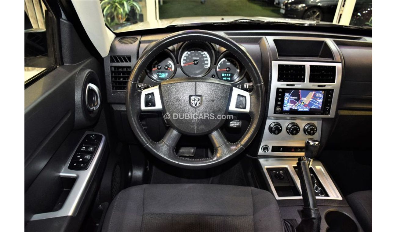 دودج نايترو AMAZING Dodge Nitro 4x4 SXT 2011 Model!! in silver Color! GCC Specs