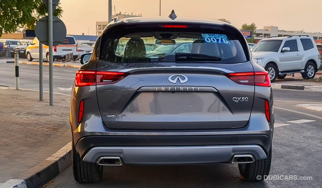 إنفينيتي QX50 Luxury Essential AWD 2019 GCC 0Kms