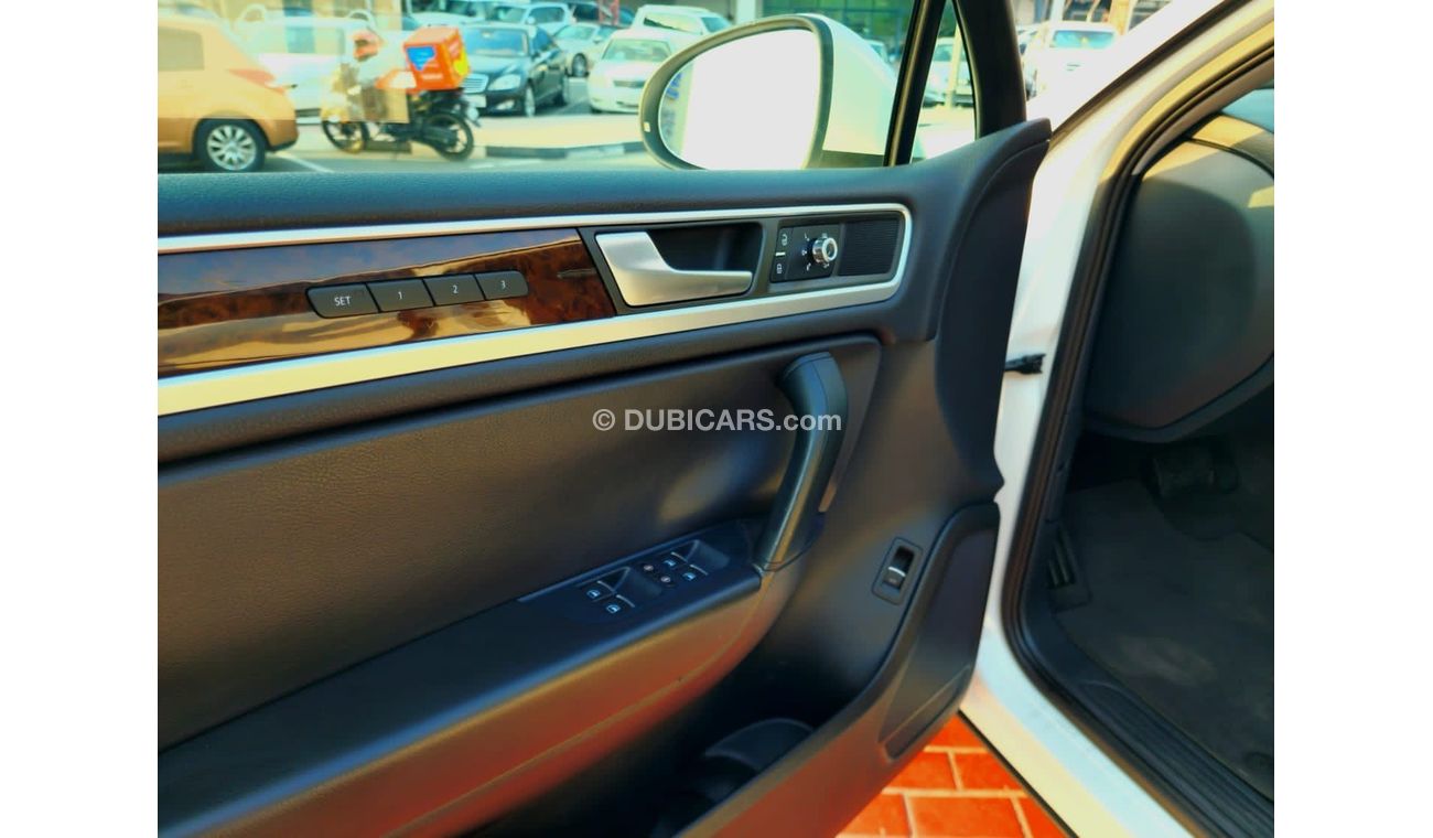 Volkswagen Touareg SEL