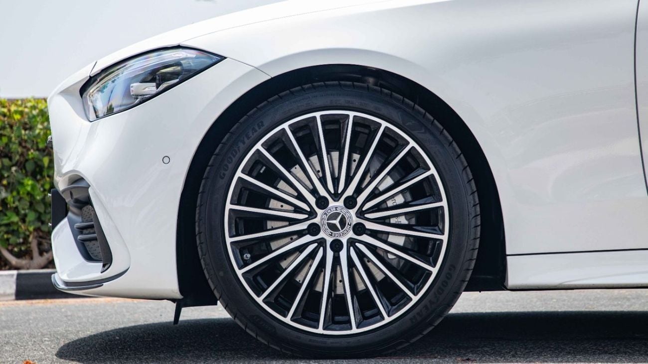 مرسيدس بنز C 200 AMG Night Package | 2026 | 5 Years Warranty | GCC Specs  For Local Registration +10%