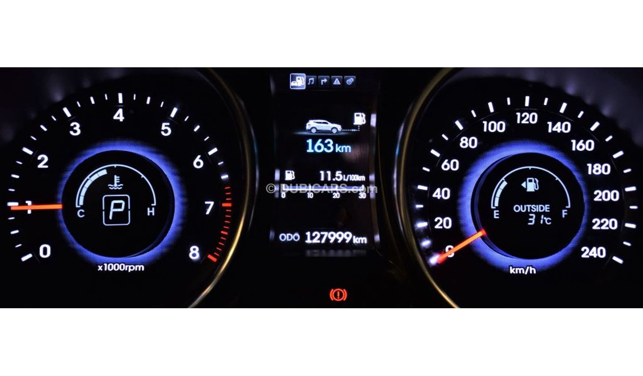 هيونداي سانتا في AMAZING Hyundai SantaFe 4WD 3.3L 2013 Model!! in White Color! GCC Specs