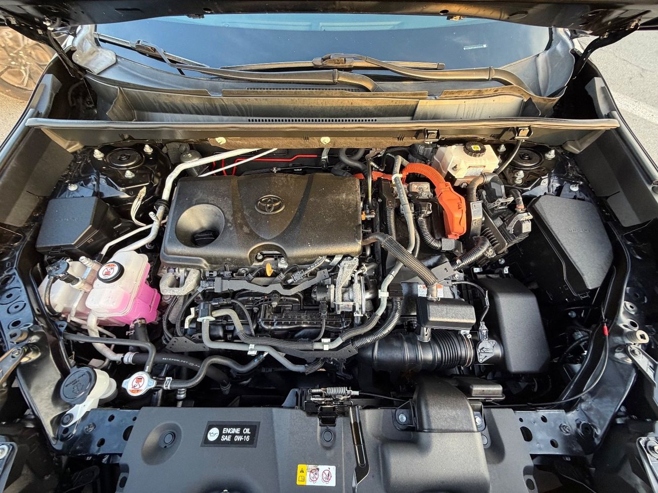 Toyota RAV4 XLE 2.5L 2021 TOYOTA RAV4 XLE HYBRID AWD IMPORTED FROM USA