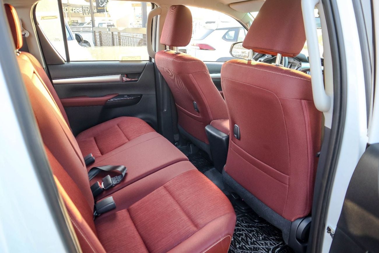 تويوتا هيلوكس Toyota Hilux (TGN126) 2.7L 4WD – 2026 Model (Manual, 4 Doors)
