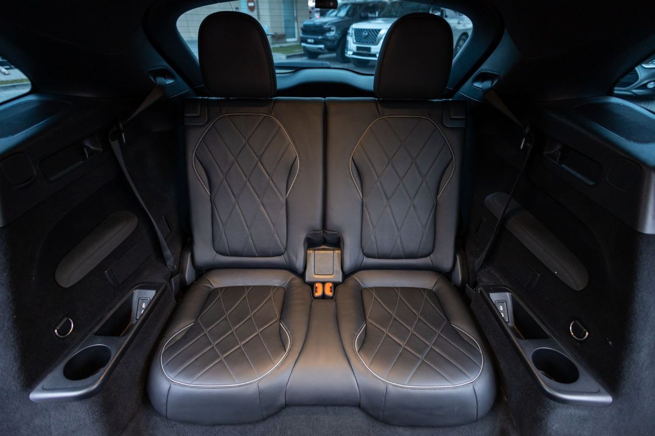 مرسيدس بنز EQS 580 SUV 4MATIC