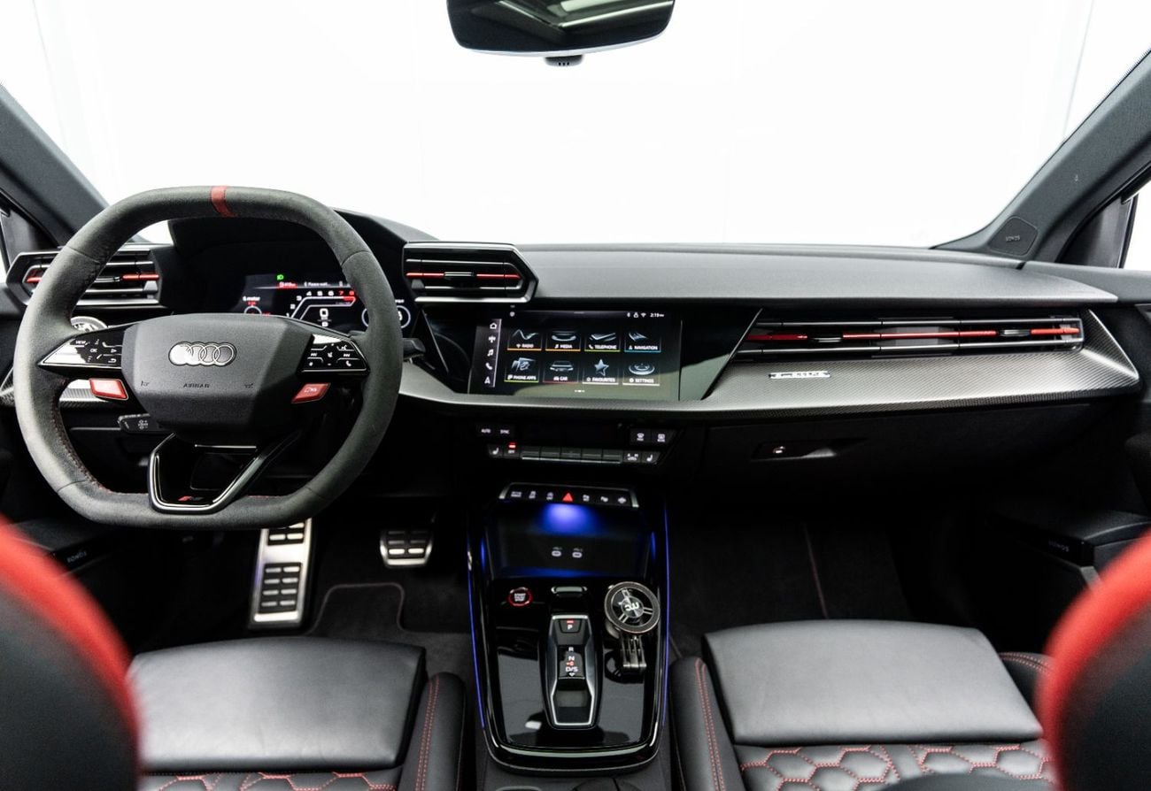 أودي RS3 STD BUY NOW, PAY 2027 | THE BLACKLINE STANDARD | 2030 Audi Warranty & Service Contract, GCC, Low KM'