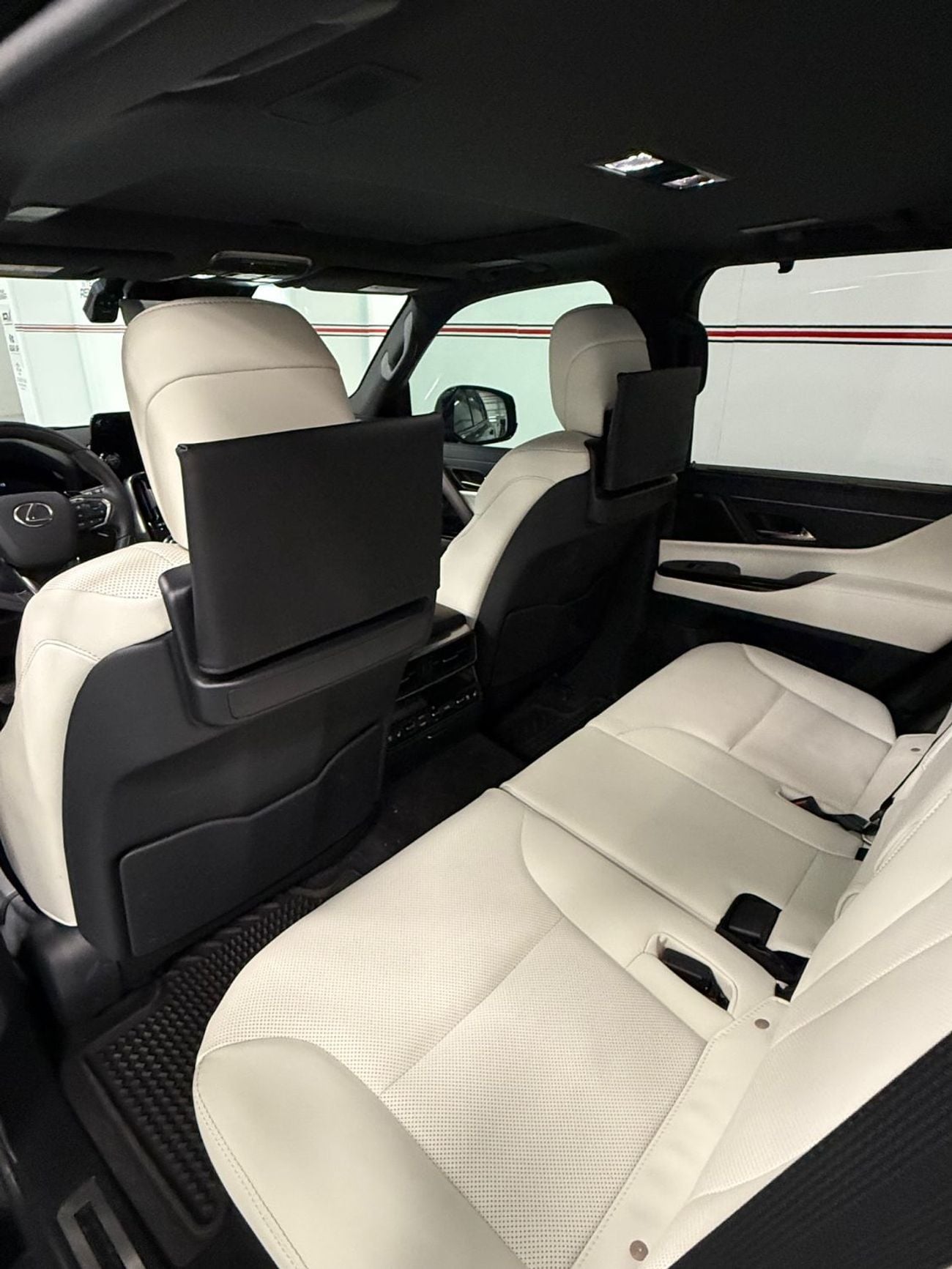 لكزس LX 700h LUXURY version US spec