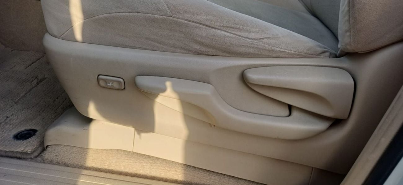 Toyota Prado USED TOYOTA PRADO TX-L COLOR WHITE MODEL 2023