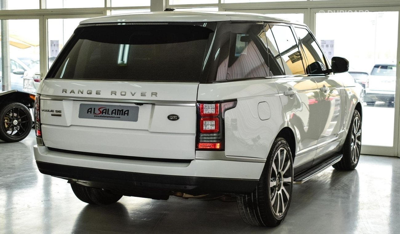 Land Rover Range Rover Vogue With Vogue SE Supercharged Badge