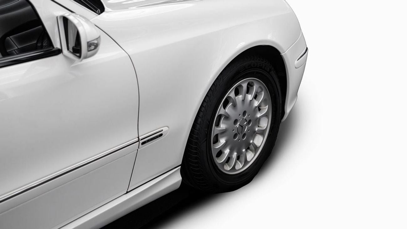 Mercedes-Benz E 350 6-Door Limousine by BINZ - GCC Specs