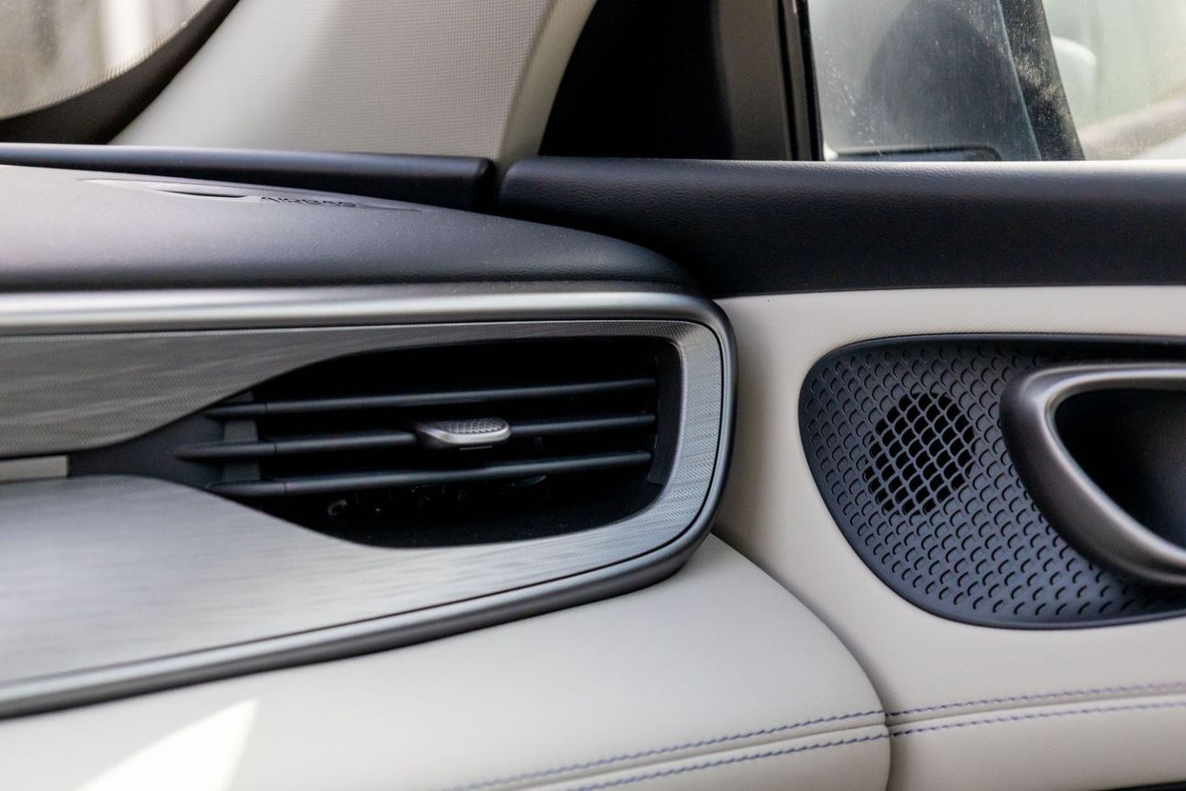 BYD Seal 2025 BYD Seal 05 Dm-I Luxury 1.5L - Plug-In Hybrid - Grey Inside Grey | Export Only