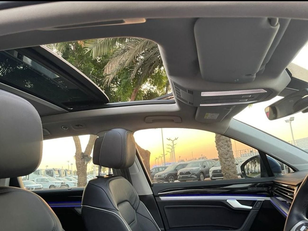 فولكس واجن طوارق Right-Hand drive V6 diesel Auto