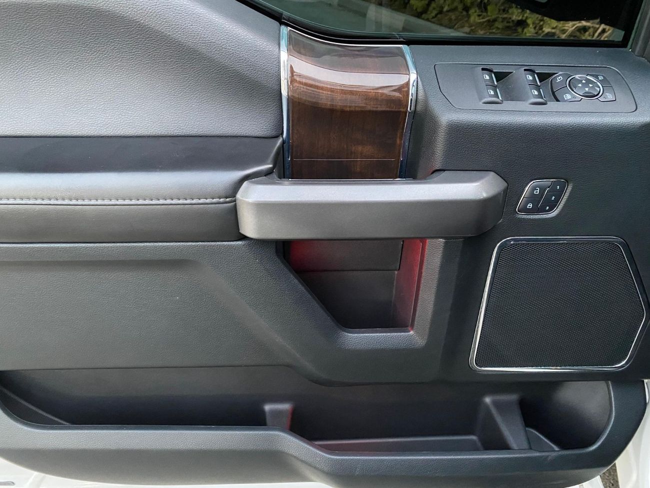 Ford F 150 FORD F150 2016 GCC PLATINUM FULL OPTION