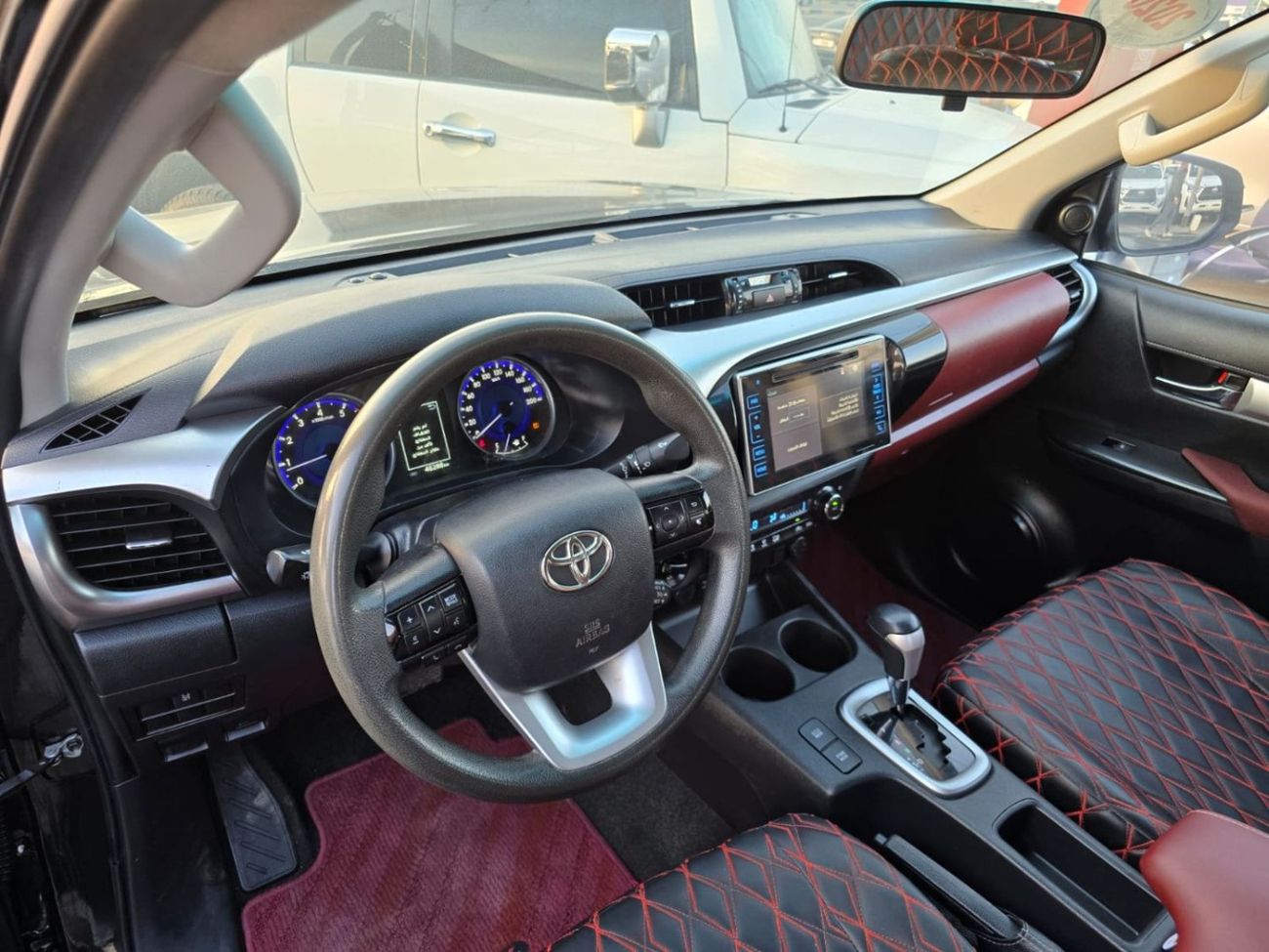 Toyota Hilux DC TRD 4.0L 4WD TOYOTA HILUX TRD 2020 V6 ENGINE 4.0L AUTOMATIC clean car no any work required just b