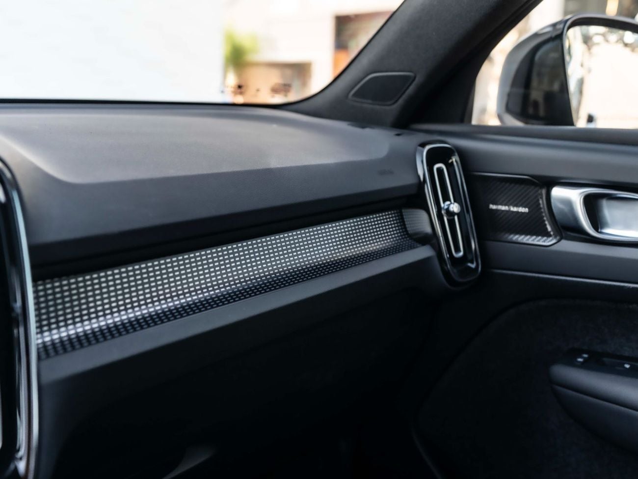 Volvo XC40 ULTIMATE DARK