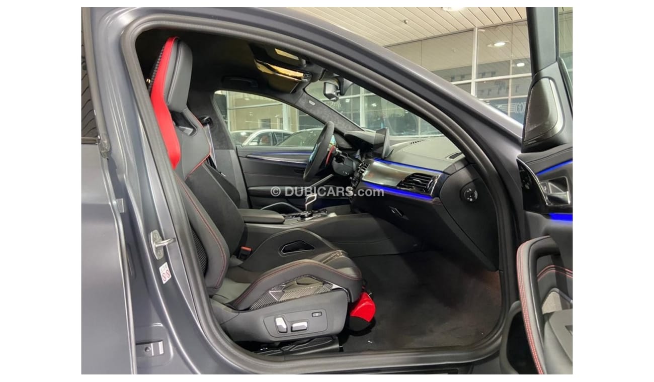 بي أم دبليو M5 CS