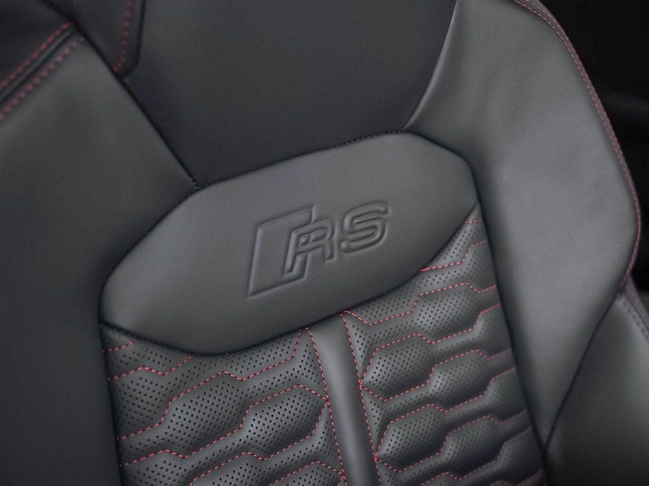 Audi RS Q8 TFSI quattro 4.0L