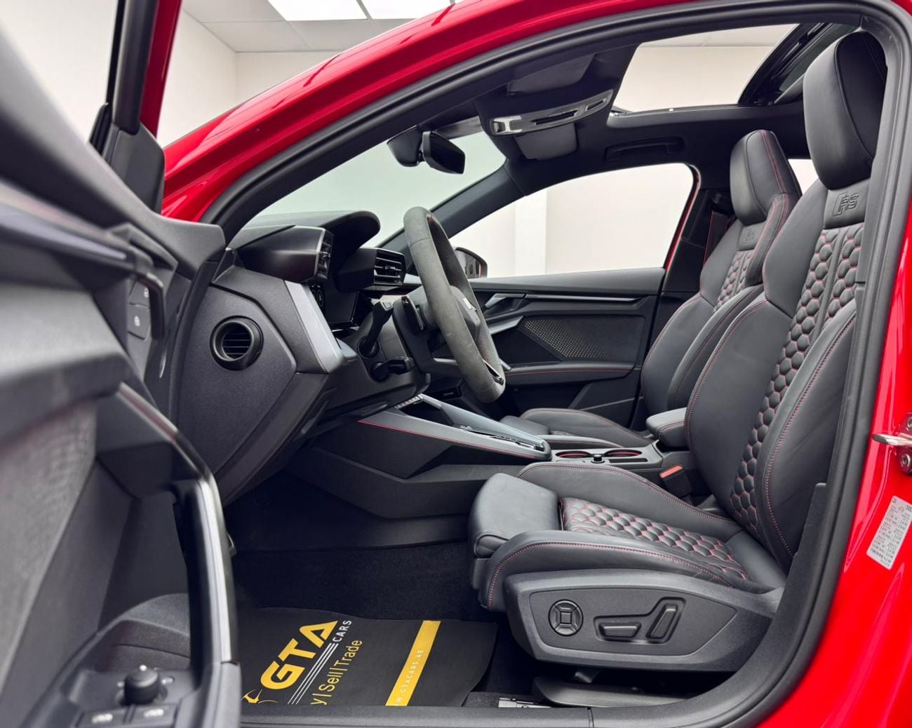 Audi RS3 2025 Audi RS3, 2030 Audi Warranty + Service Pack, Full Audi Service History, Very Low Km, GCC