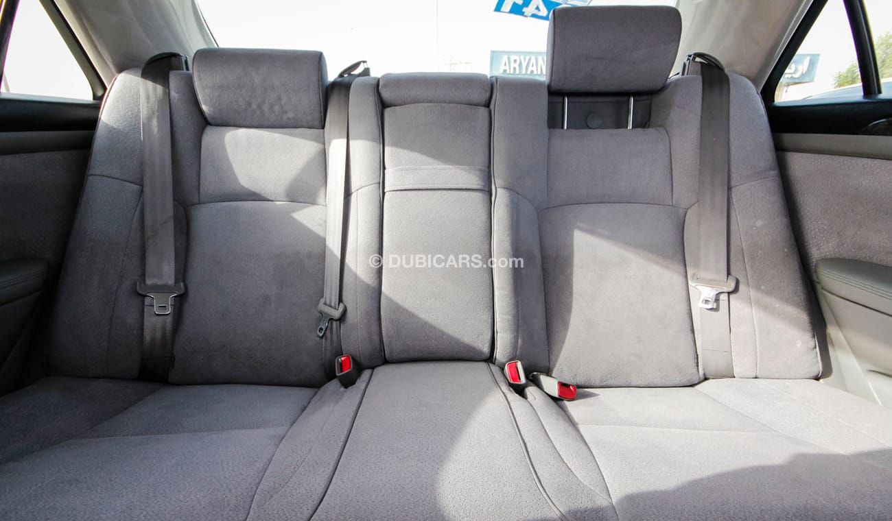 تويوتا كراون Royal saloon