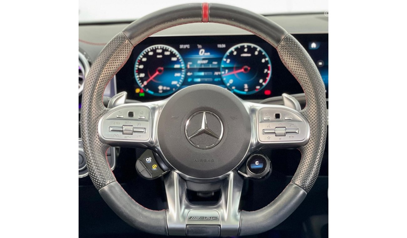 Mercedes-Benz CLA 35 AMG Premium