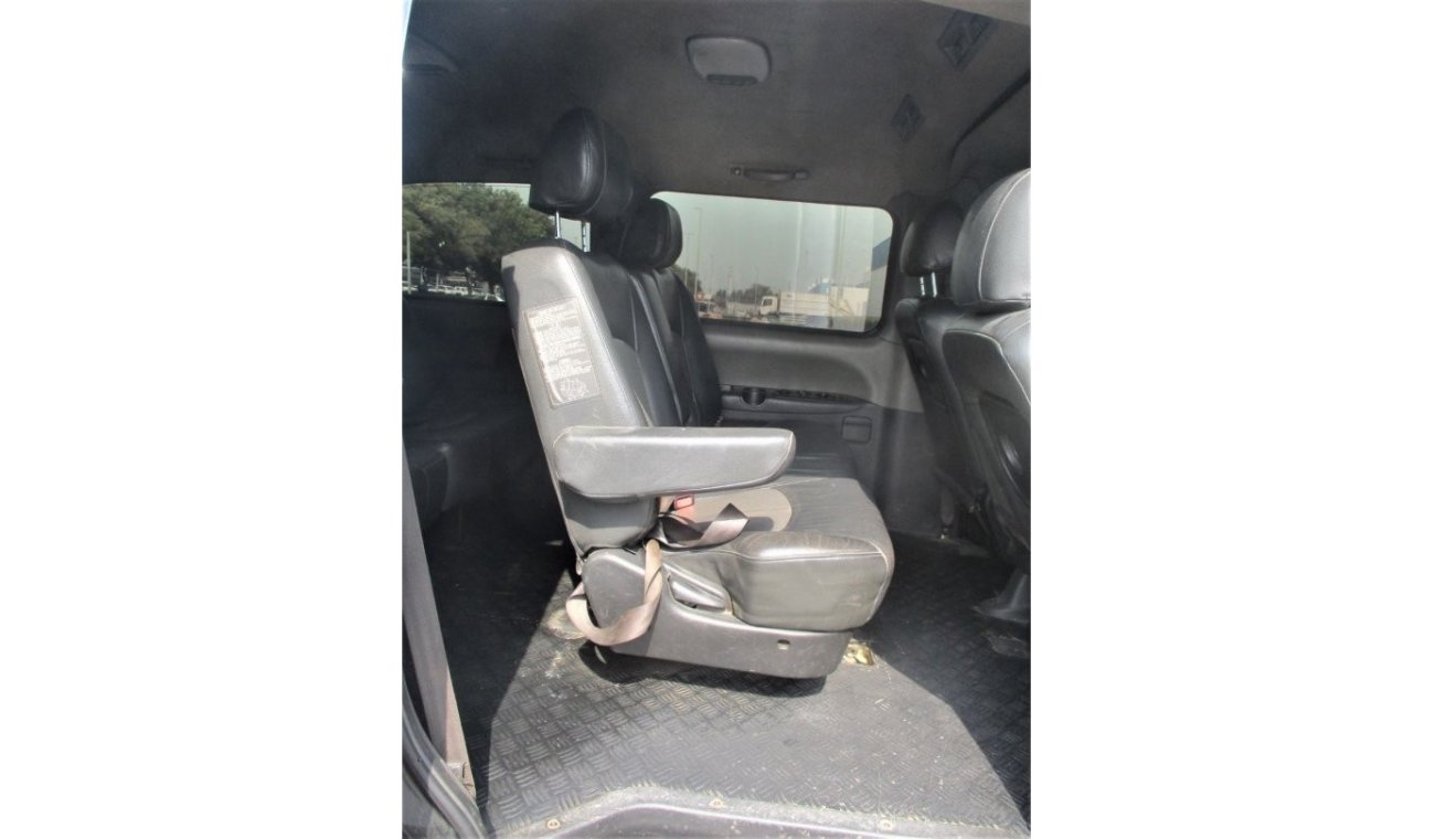 Hyundai H1 Starex HYUNDAI H1 STAREX MODEL 2006 FULL OPTIONS DIESEL 9 PASSENGER